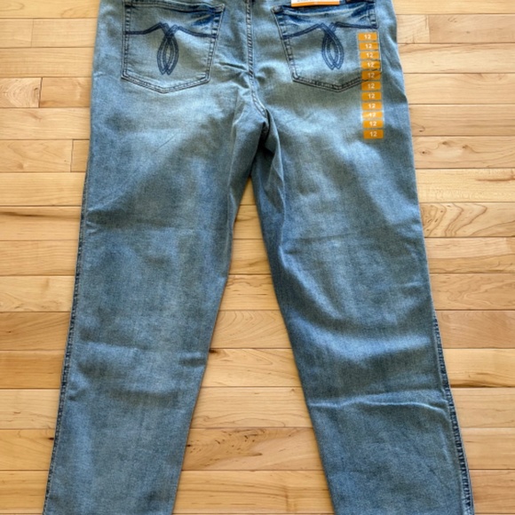 Seven 7 Weekend Boyfriend Jeans Size 12 NWT - Picture 5 of 8